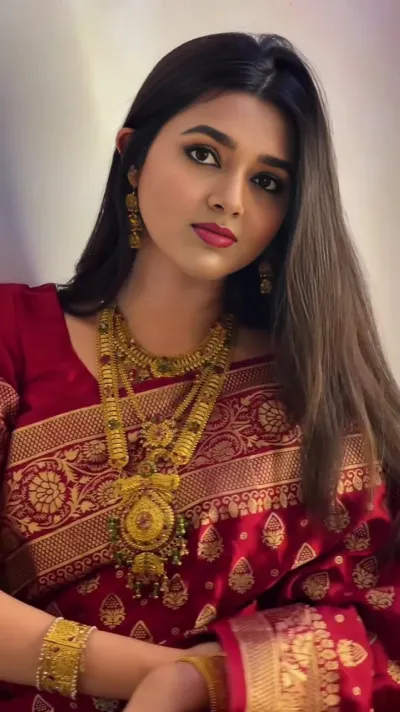 Silk Saree with Screen Print Work, Matching Blouse Included