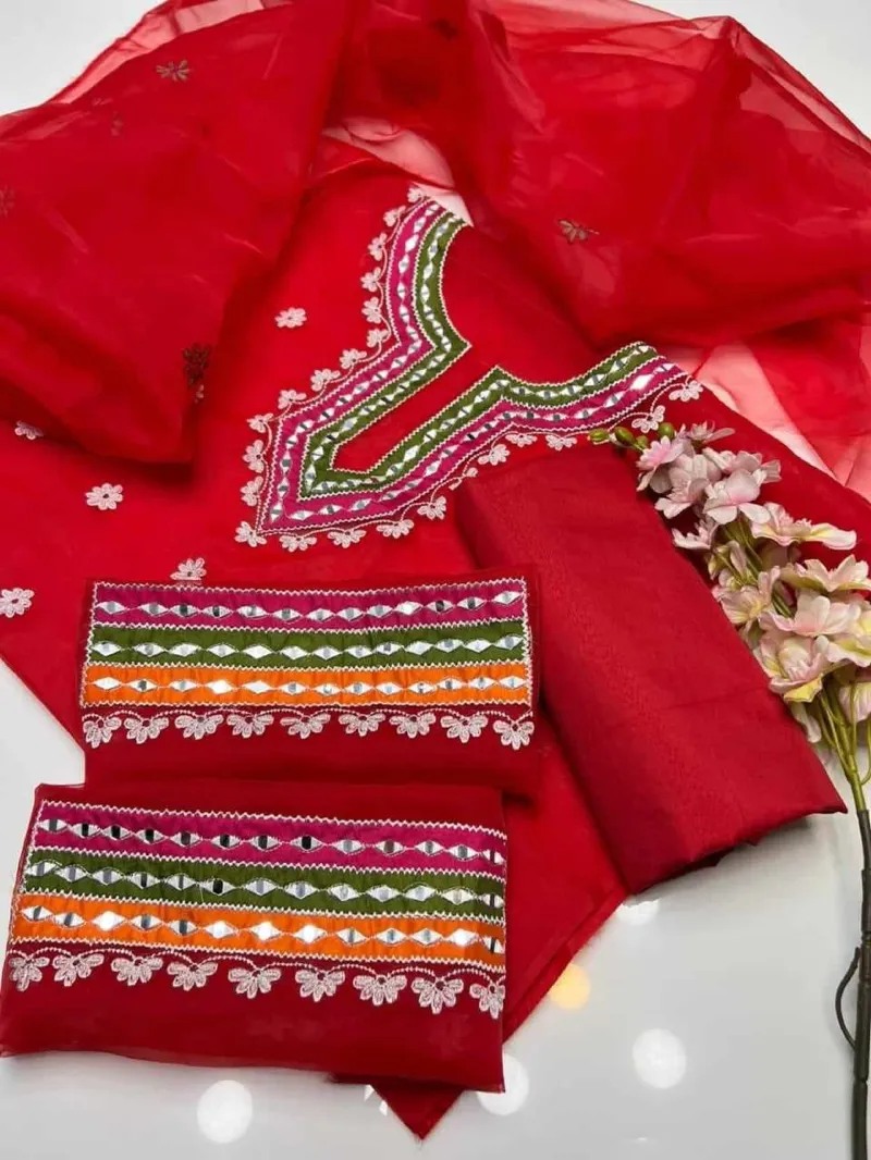 Women's Dollar and Embroidery Georgette Three Piece, Free Size to 48
