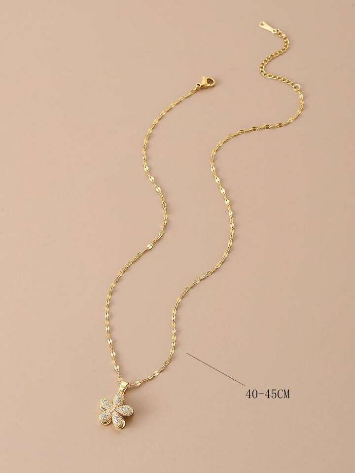 Rotatable Five-Petal Flower Gold Plated Women's Necklace (With gift box)