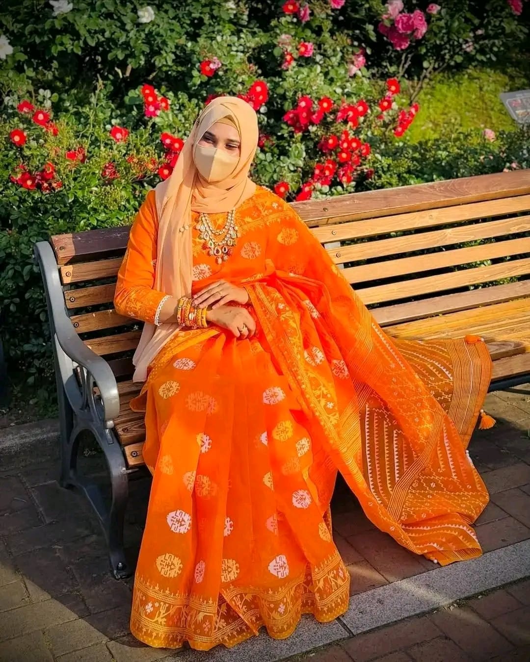 Women's Jamdani Screen Print Half Silk Saree for Daily Wear