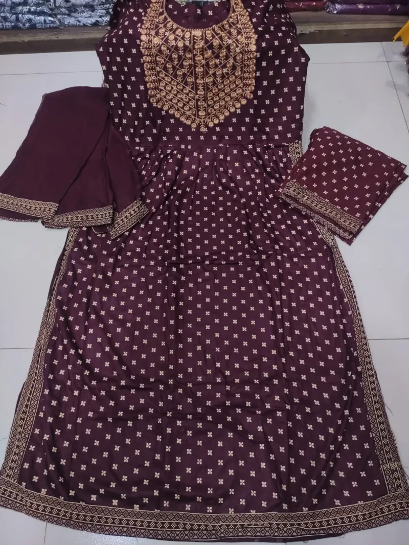 Nayra Cut Free Size Three Piece with Cotton Orna, Long 45
