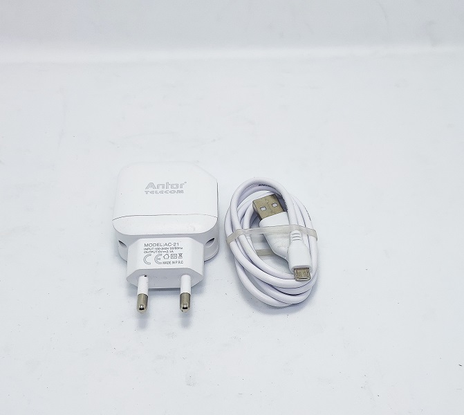 Antor Smartphone USB Charger