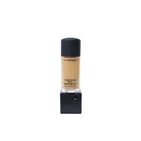 Mac Studio Fix Fluid SPF 15 - NC30 (USA)